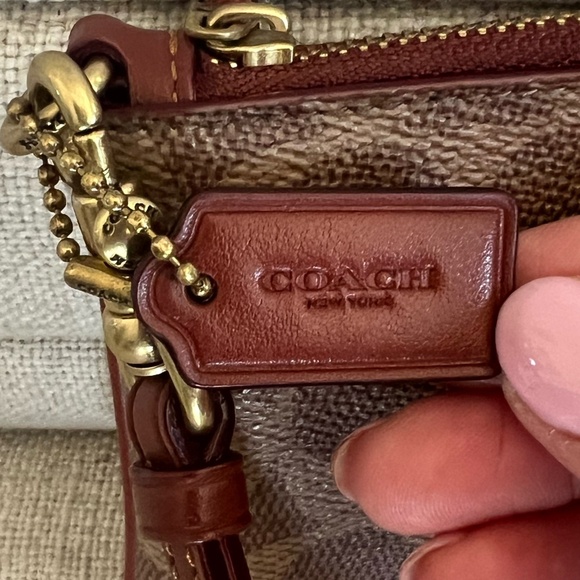 COACH Small Signature Canvas Wristlet - Picture 4 of 5